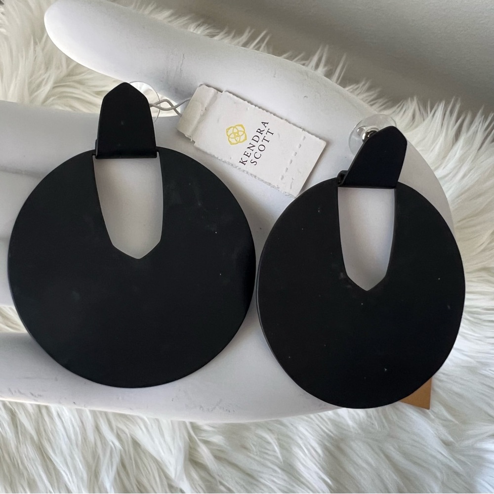 Kendra Scott Diane Black Matte Earrings